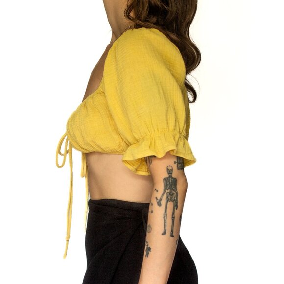 Hey Babe • Small • Crop Top • Yellow - Picture 12 of 14